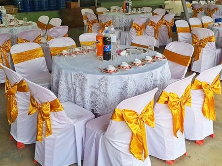 สินค้า ขาย ผ้าคลุมโต๊ะจีน-โต๊ะกลมราคาโรงงาน ถูกงานวัดงานบุญงานเลี้ยง สำหรับโรงแรมและอีเวนต์ทุกประเภท รับผลิตผ้าคลุมเก้าอี้สกรีนชื่อ-ราคาส่ง ขายผ้าคลุมเก้าอี้ราคาถูก