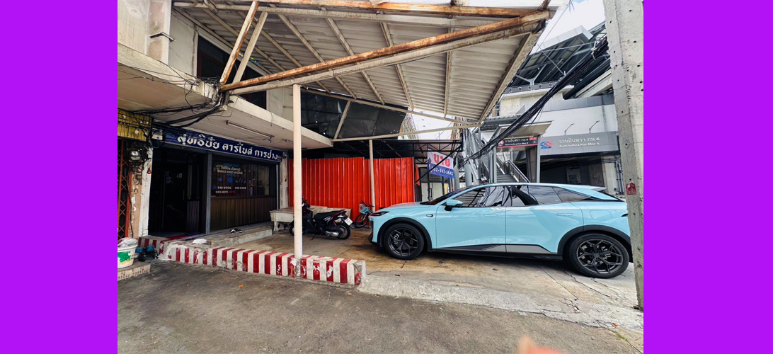 ขาย ตึกแถว-อาคารพาณิชย์ ขายขาดทุนถูกที่สุดในย่าน ติดถนนใหญ่รามอินทรา รามอินทรากม6 ตึกแถวห้องริม กู้เต็ม100%ติดรถไฟฟ้า